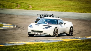 20160325 - Anglesey Trackday - IMG-2944-2-300.jpg